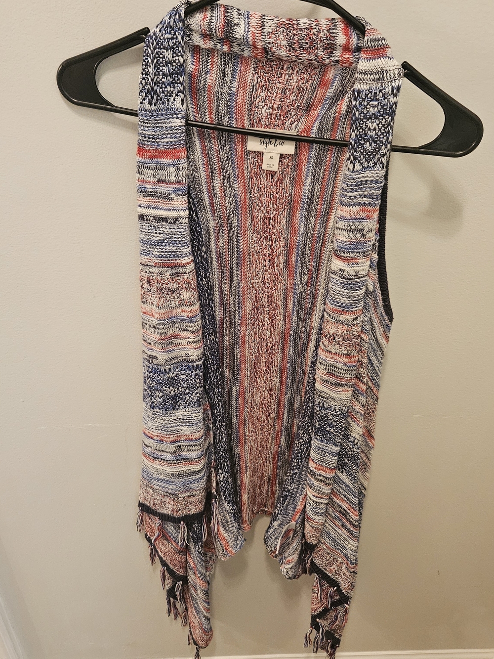 Multicolor Knit Vest - Red, Navy, White